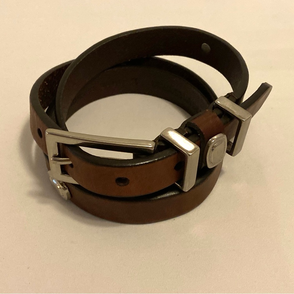 Woolrich Brown Leather Strap Belt, L. Tip to Tip 39”.
